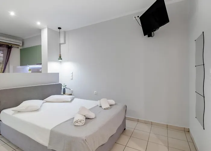 Διαμέρισμα Elaia 4 *